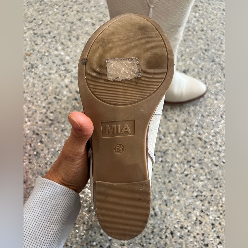 Mia Women's Cream Mid-Calf Leather Boots - Picture 3 of 3